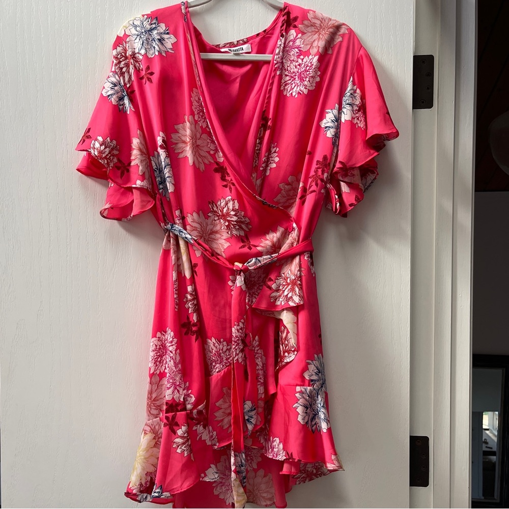 BB DAKOTA Kirsten Dress in Bright Pink